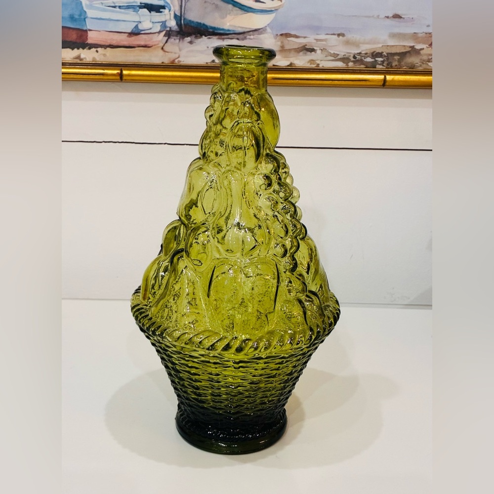 Italian Empoli Green Glass Vintage Fruit Basket Bottle an excellent condition